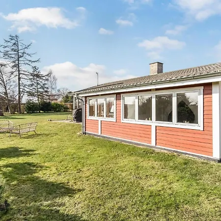 Amazing In Karrebksminde With 3 Bedrooms