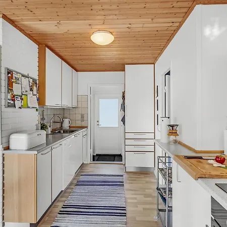 Amazing In Karrebksminde With 3 Bedrooms 펜션 *